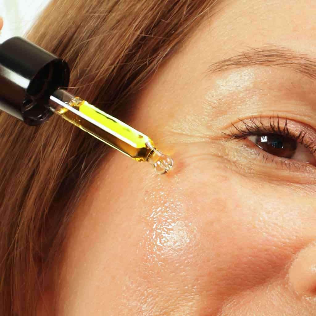 Bio-Retinol + C Skin Booster - Image 7