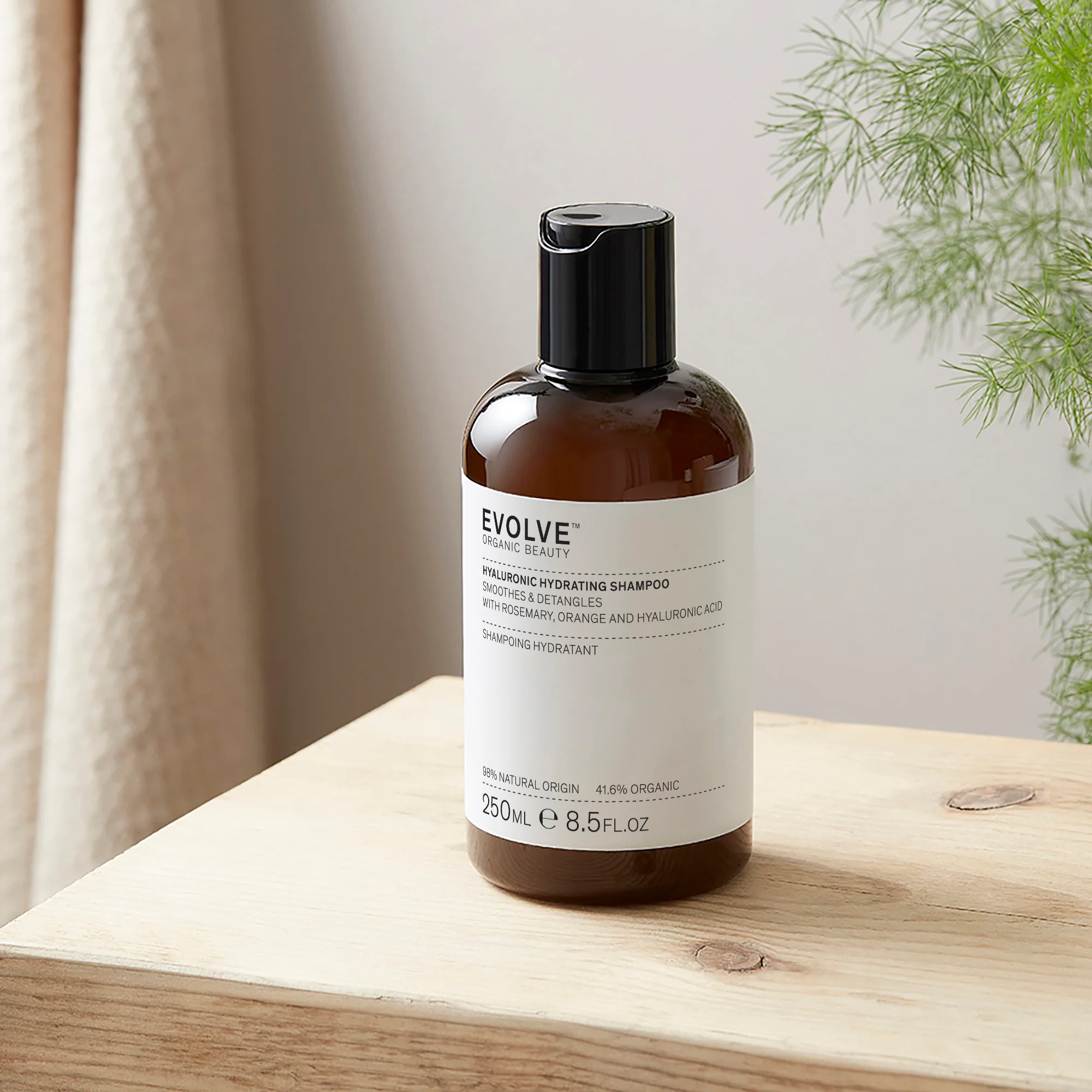 Hyaluronic Hydrating Shampoo - Image 3