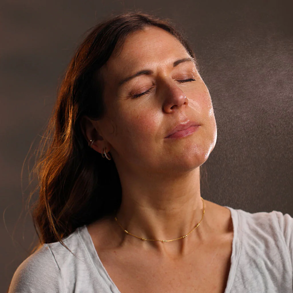 Age Defying Hydrating Face Mist - Image 6