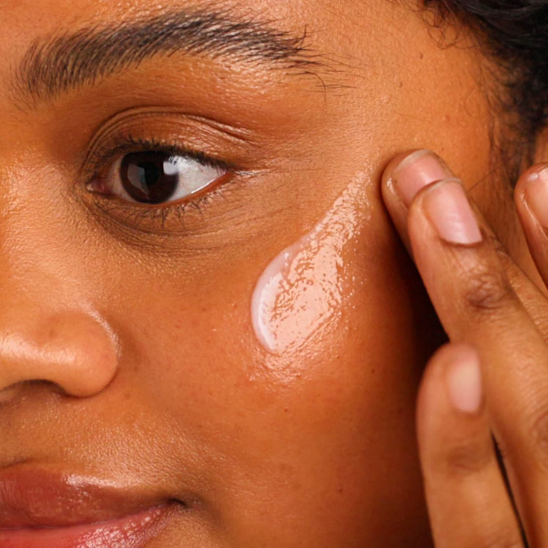 Resveratrol + Niacinamide Serum - Image 7